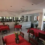 Silvia 住宿加早餐酒店 4*