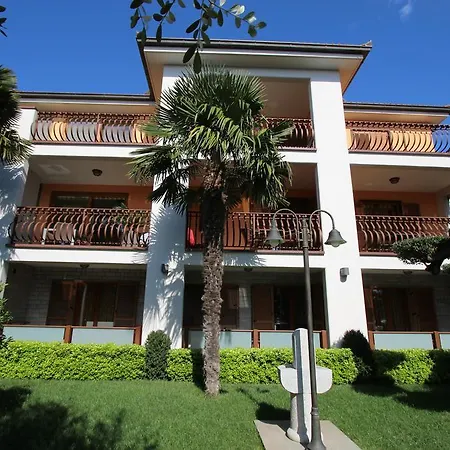 Silvia Bed & Breakfast 3*