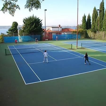 Silvia Nočitev z zajtrkom Portoroz