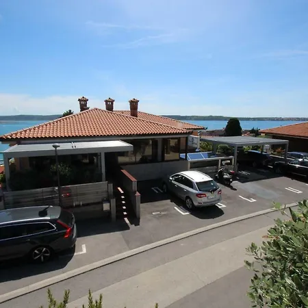 Bed & Breakfast Silvia 3*