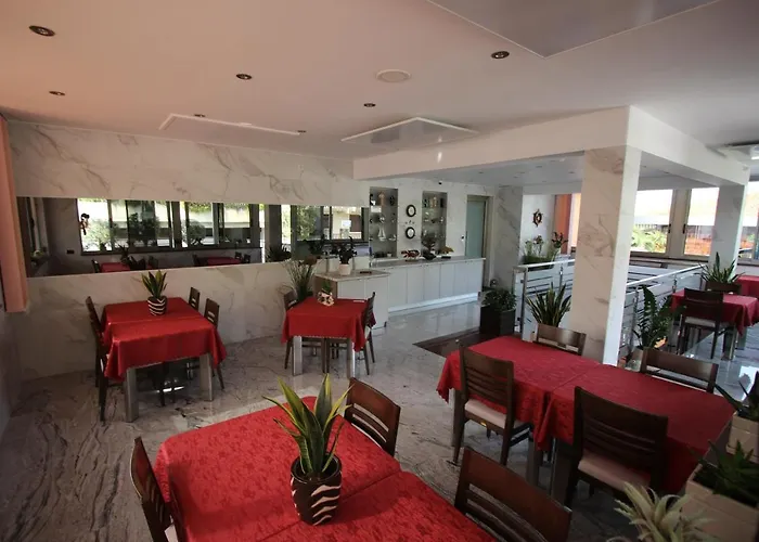 Silvia Frühstückspension 4*