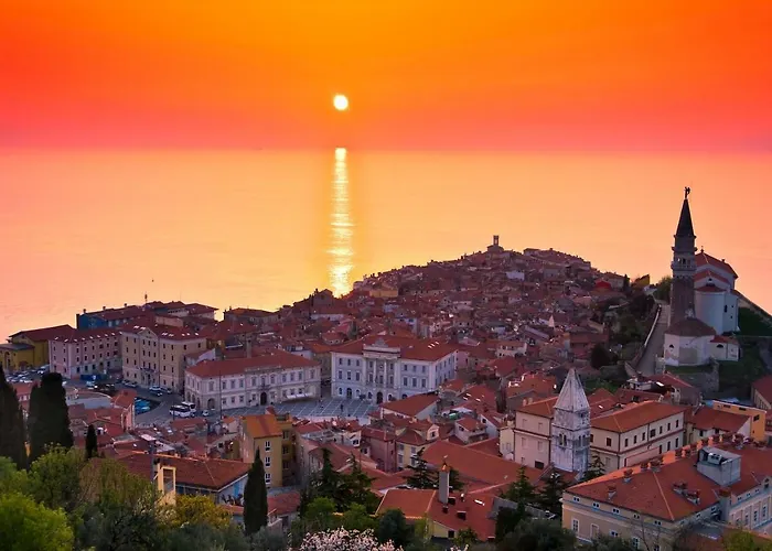 לינה וארוחת בוקר Silvia 4*